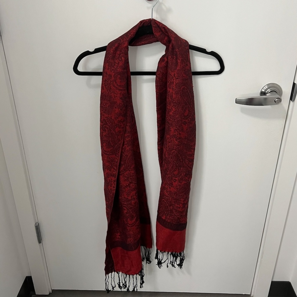Red & Black Scarf - Picture 4 of 5